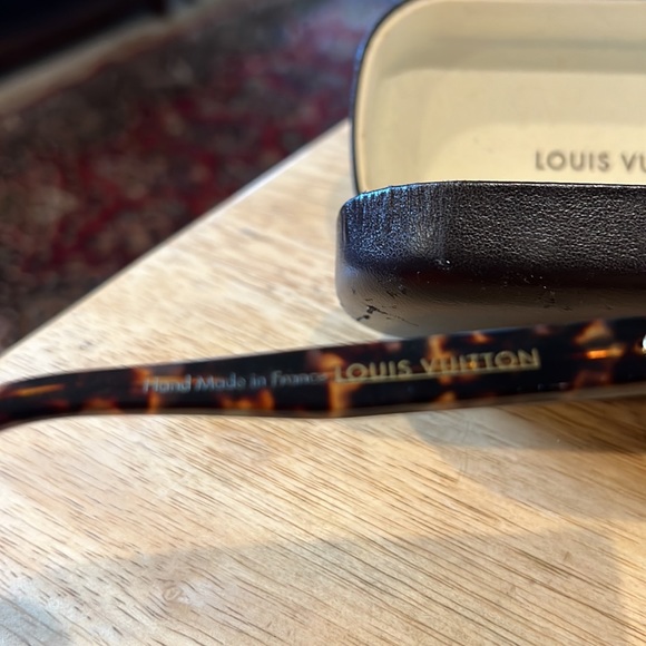 Louis Vuitton Tortoise Shell Style Sunglasses item number: z0139w CE 55 18 C0018 - Picture 2 of 7